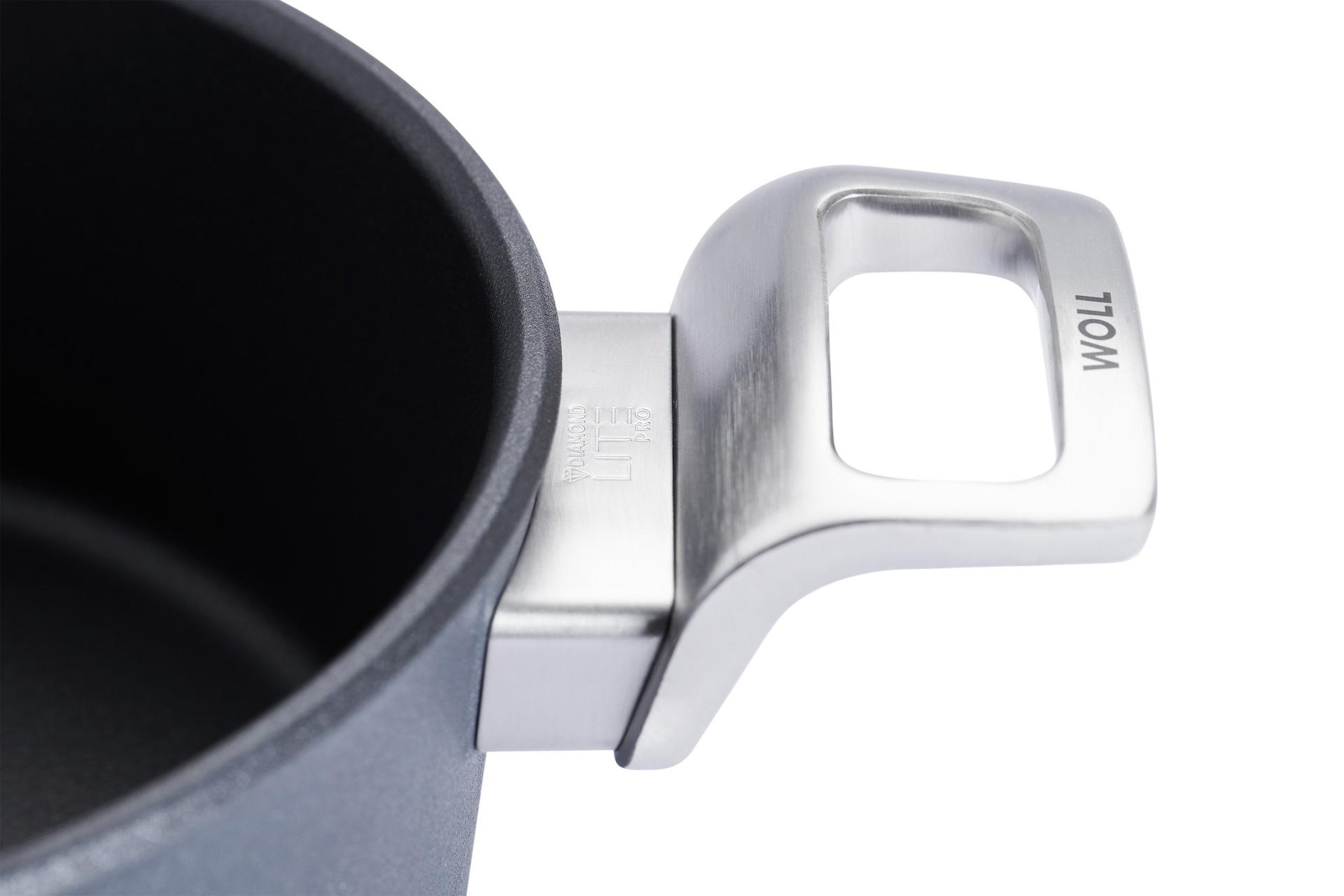 824_828DLPI_Detail Diamond Lite Pro Guss-Kasserolle Detailansicht
