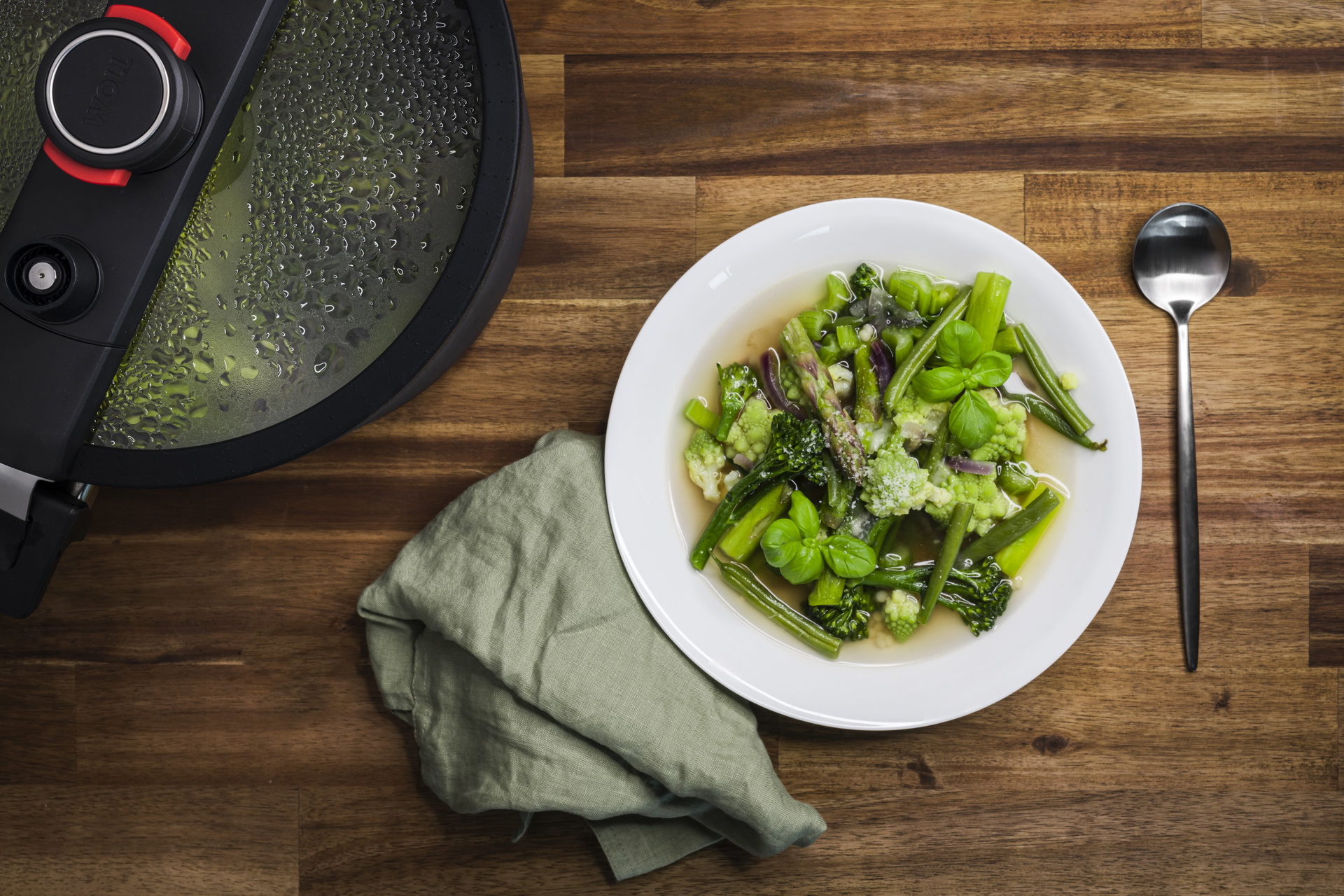 128DAL_128DALI_Mood Grüne Frühlings-Minestrone