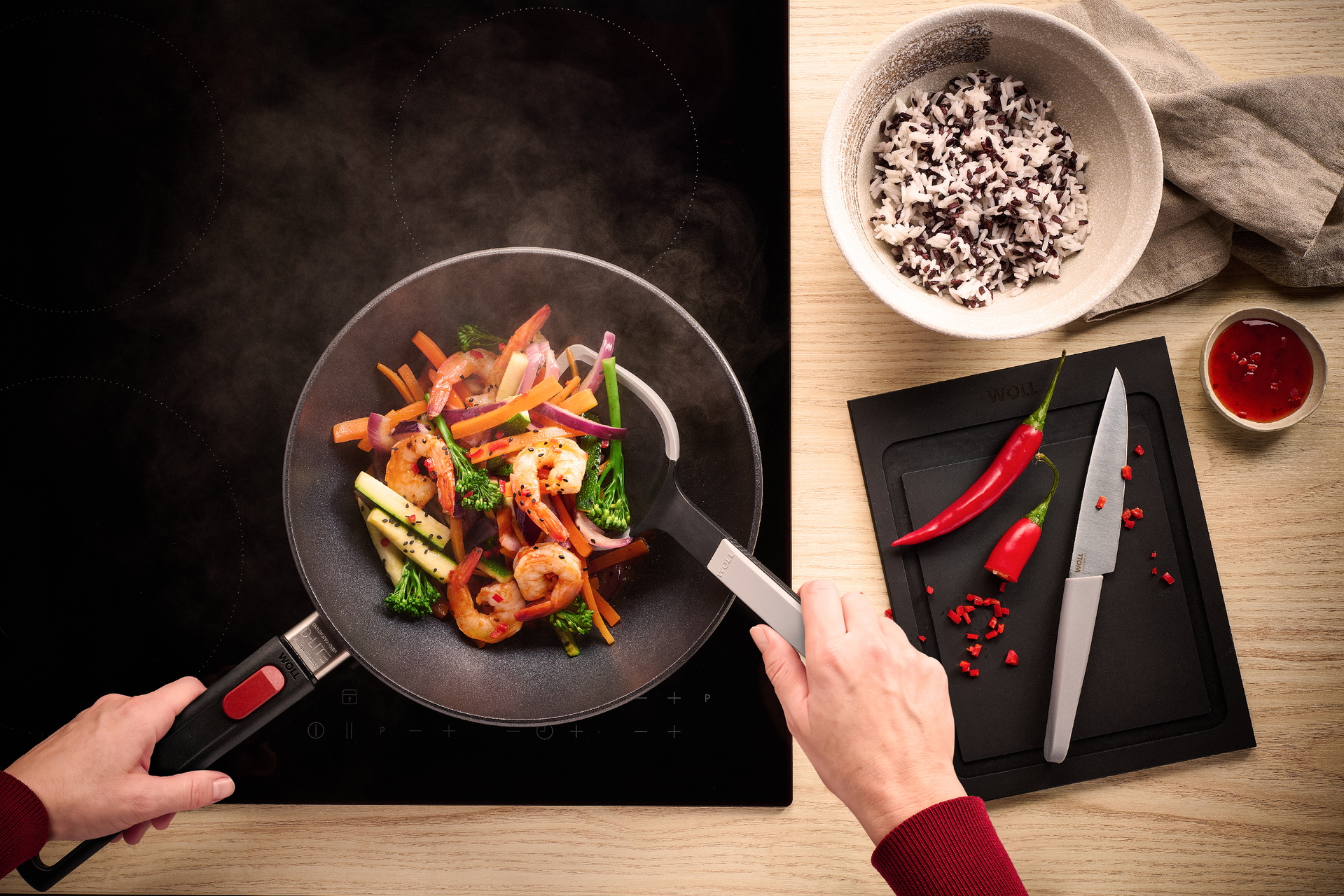 D-Lite QXP Guss-Wok- und Rührpfannen D-Lite QXP Guss-Wok- und Rührpfannen